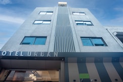Treebo Urban, 1 Km From Railway Station, Surat