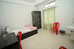 Hotel Seven Heaven, Guwahati