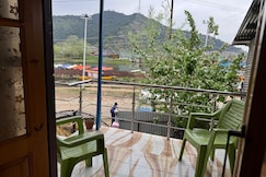 Ikhlas Guest House, Srinagar