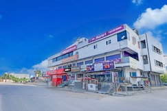HOTEL O MURARI, Karimnagar
