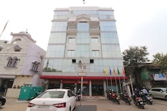 Hotel Ambassador Retreat , Asansol