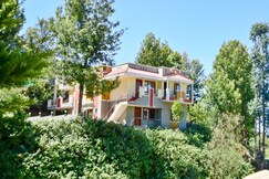 Rainbow Palace, Ooty