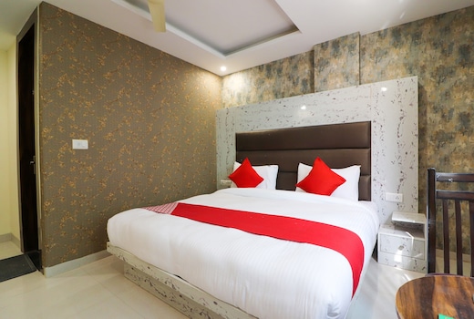 Hotel O Smart City