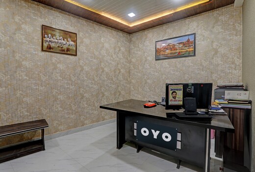 Hotel O Aanandwan Palace