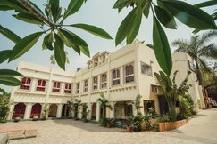 Aamore hotel & resort's, Dhanbad
