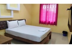 FabHotel Shrinivas Residency, Goa