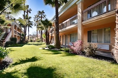 Best Western Palm Court Inn, Mono