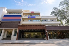 FabHotel Park View, Delhi