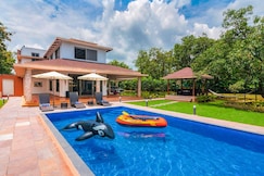 StayVista | Classique Woods 4 BHK Villa, Matheran