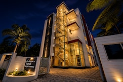 Transit apartment suites by GDC | 5 min from cochin airport, Chalakudy