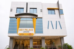 Hotel Dev Palace Lodging, Pusad