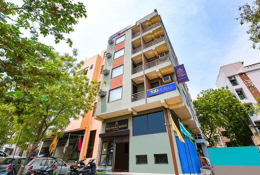 FabHotel Dwarka Residency - Nr. Yashobhoomi Convention Centre