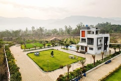 The Royale Estate 5bhk Villa Turf Big Pool, Karjat