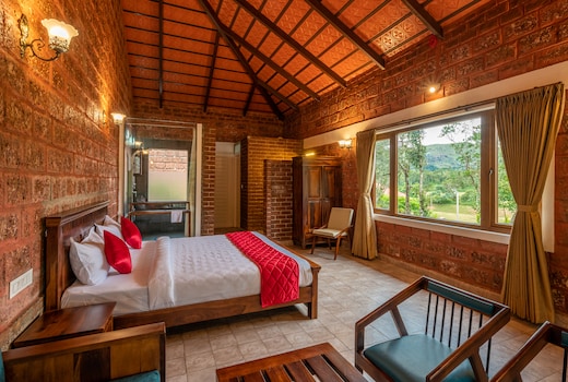 Chaya | 1BR Cottage, Chikmagalur by Roamhome