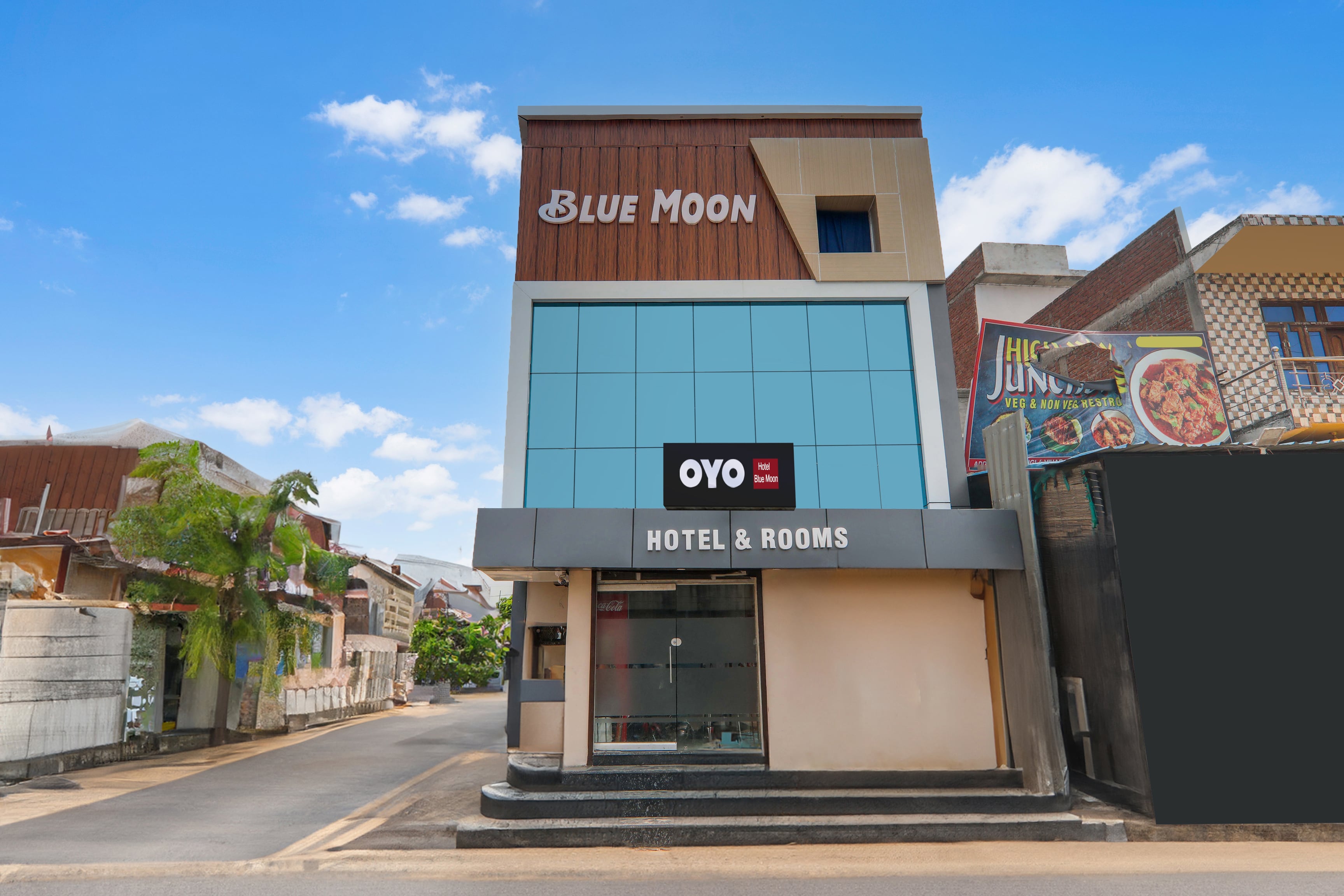 Hotel O BLUE MOON - Tap to explore photos