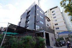 RQ Bangkok Huai Khwang by Collection O, Bangkok