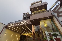 Hotel JRJ Grand, Dehradun