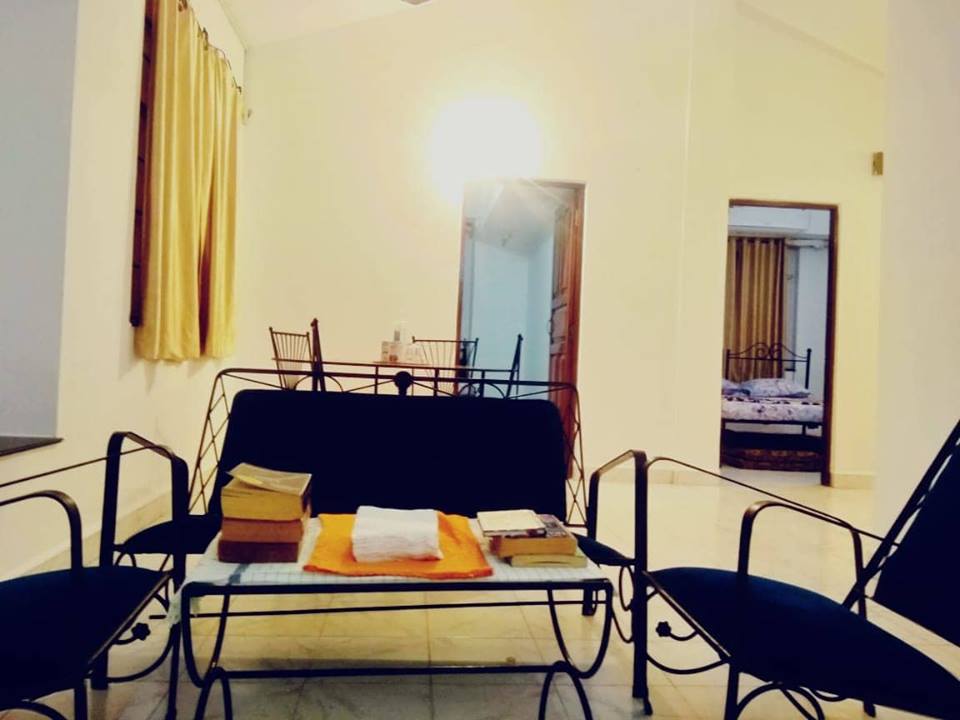 Bunkd Hostel Anjuna | Dorms & Restaurant - Tap to explore photos