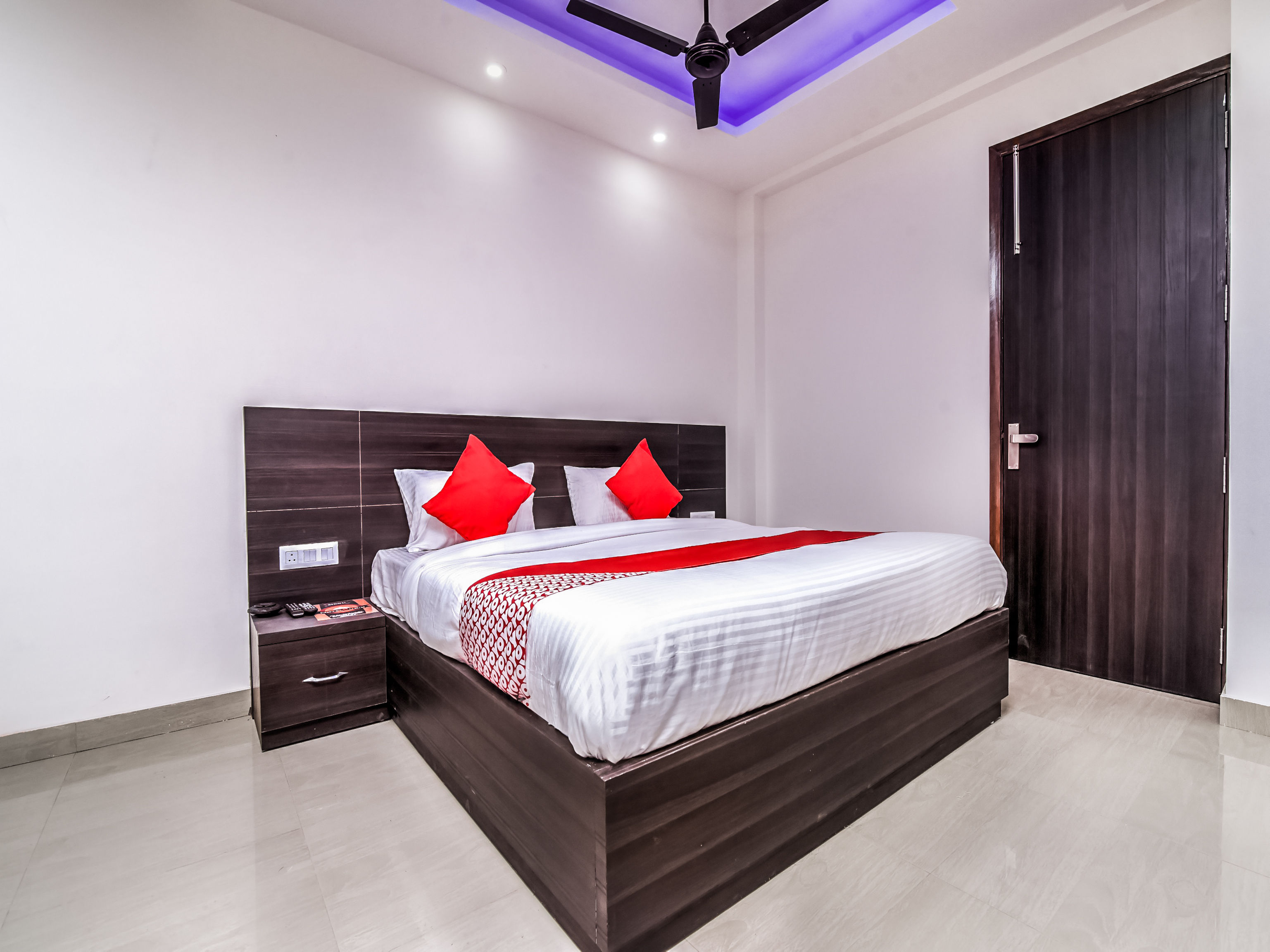 Hotel O Dwarka Residency - Tap to explore photos