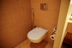 Crowne Plaza SOHAR, Liwa