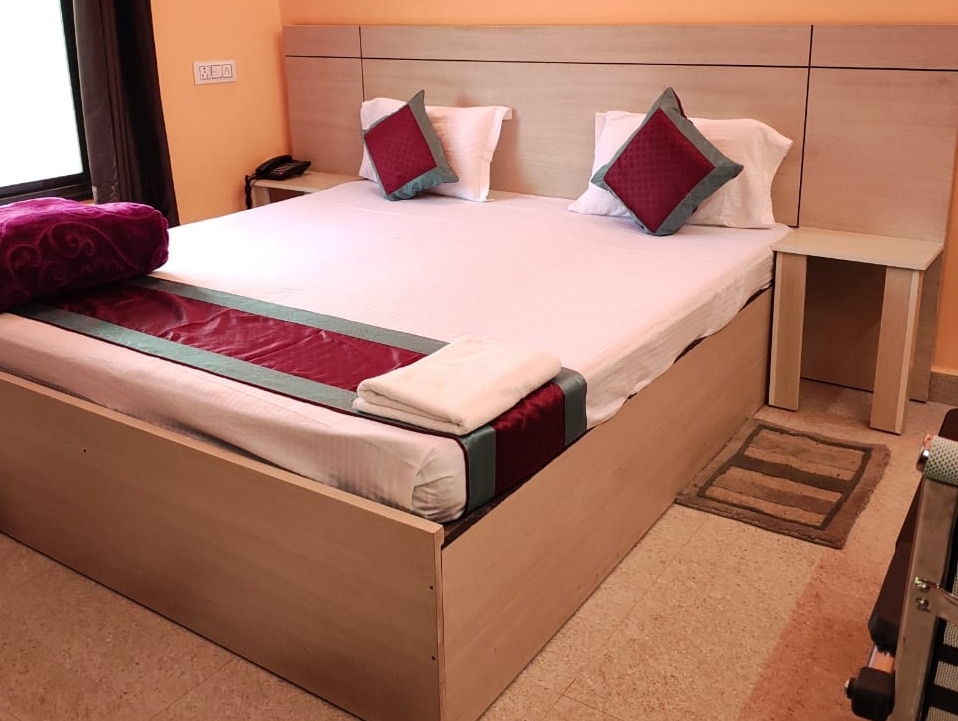 Hotel Shivdhani Ballia - Tap to explore photos