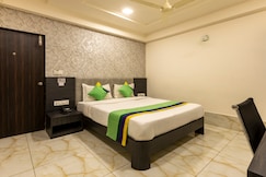 Treebo Oscar, Rajkot