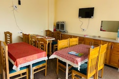 Prakriti Sangam Home Stay, Kanatal