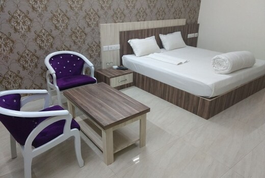 Hotel Mansarover
