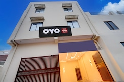 Hotel O Varanasi - Prayagraj Crossway Formerly Holiday Home, Varanasi