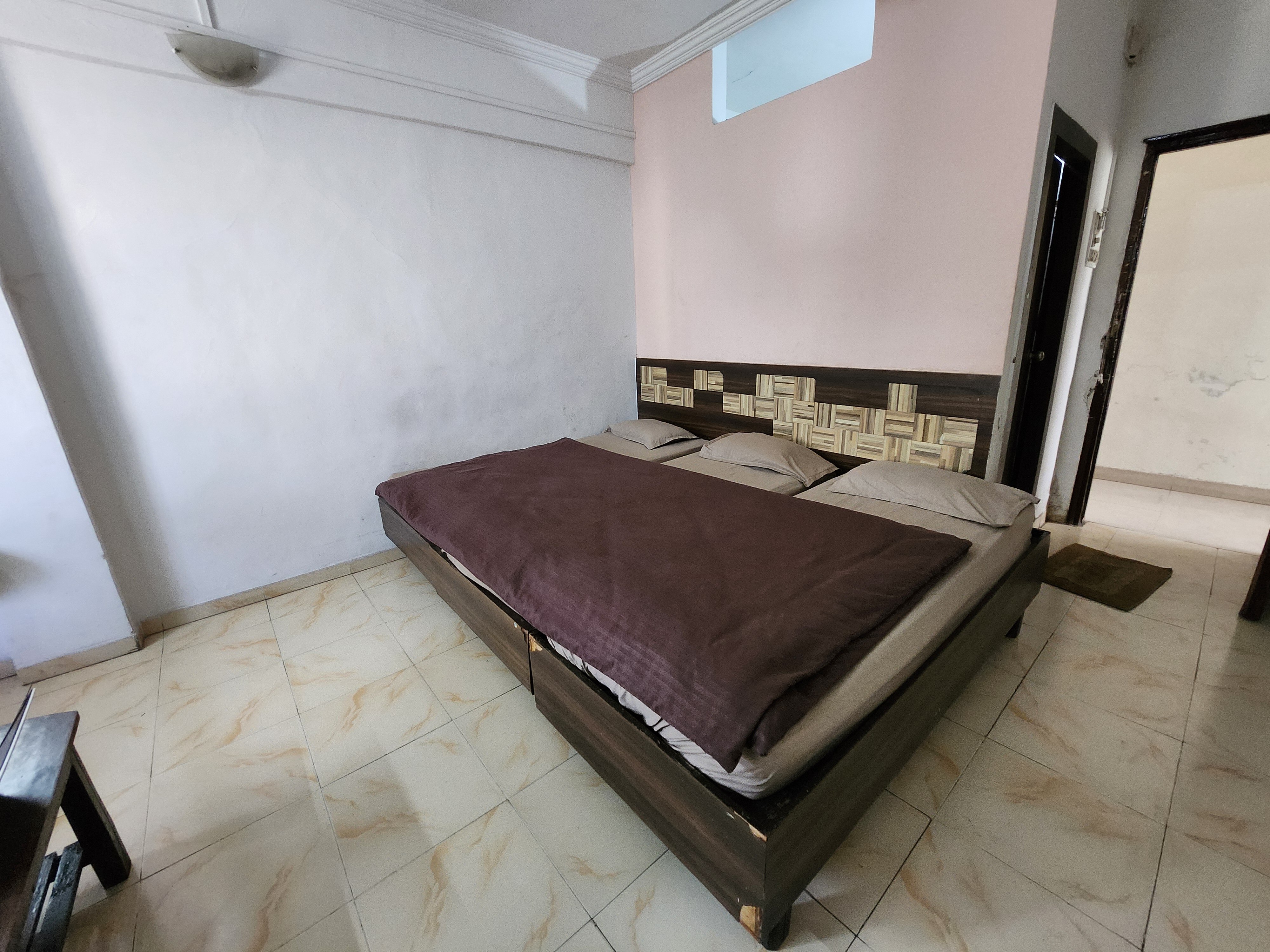 AC Triple Bed 1
