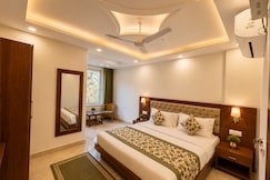 Sitara Premium Dhakad Gold near Lakshman jhula, Rishikesh