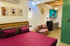 Rustic Brown By Red Hook   Centrally Located, Jaipur