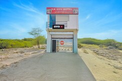 POP 84292E Y K Hotel, Malihabad