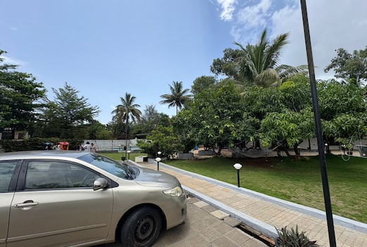 2BHK Sky Villa by Miracle Resort