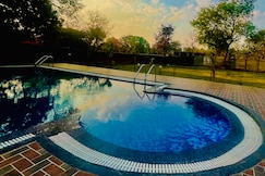 Hotel Jungle Palace, Bandhavgarh