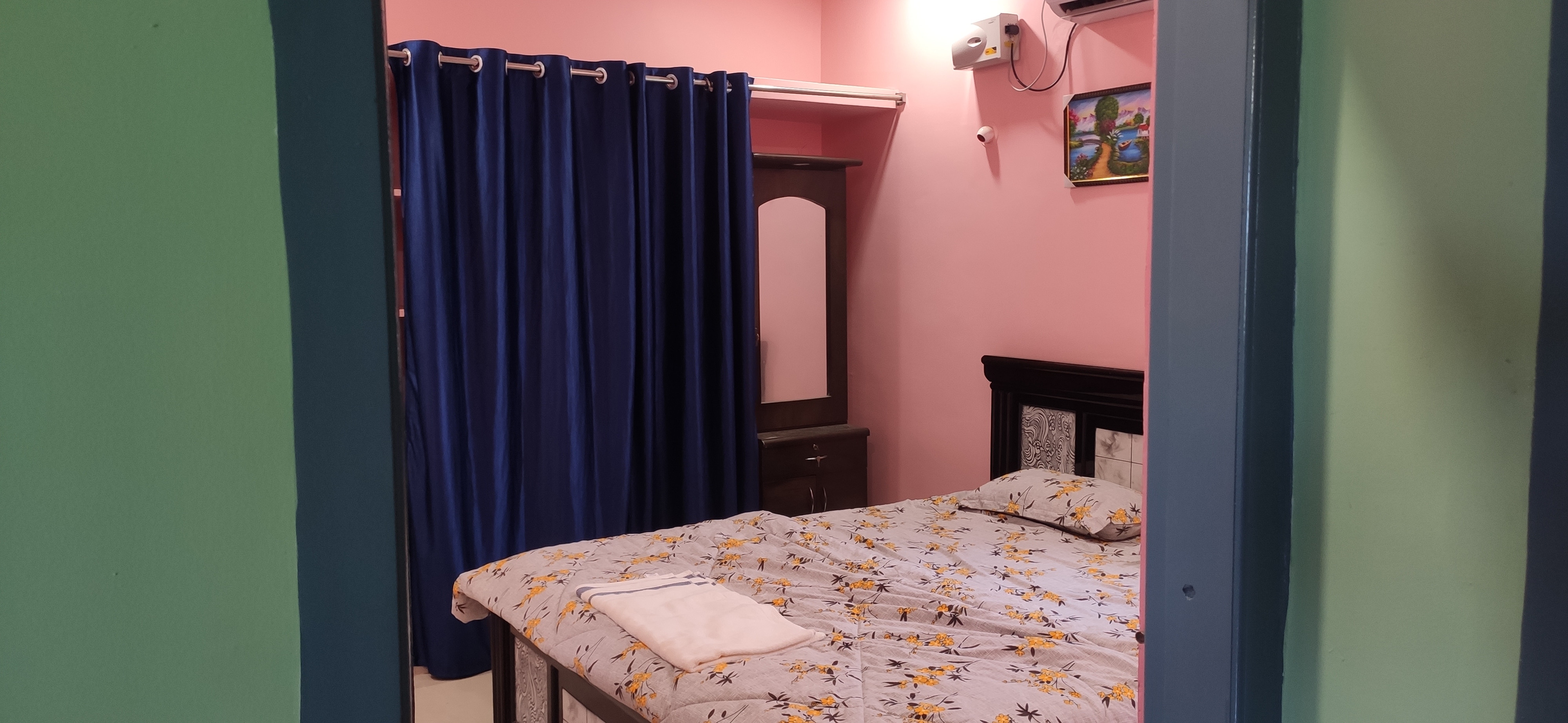Vasavi Home Stay - Tap to explore photos