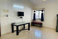 Calangute Apartment with Pool, Goa