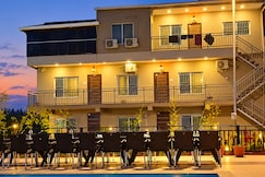 DeepNanda Resort, Ichalkaranji