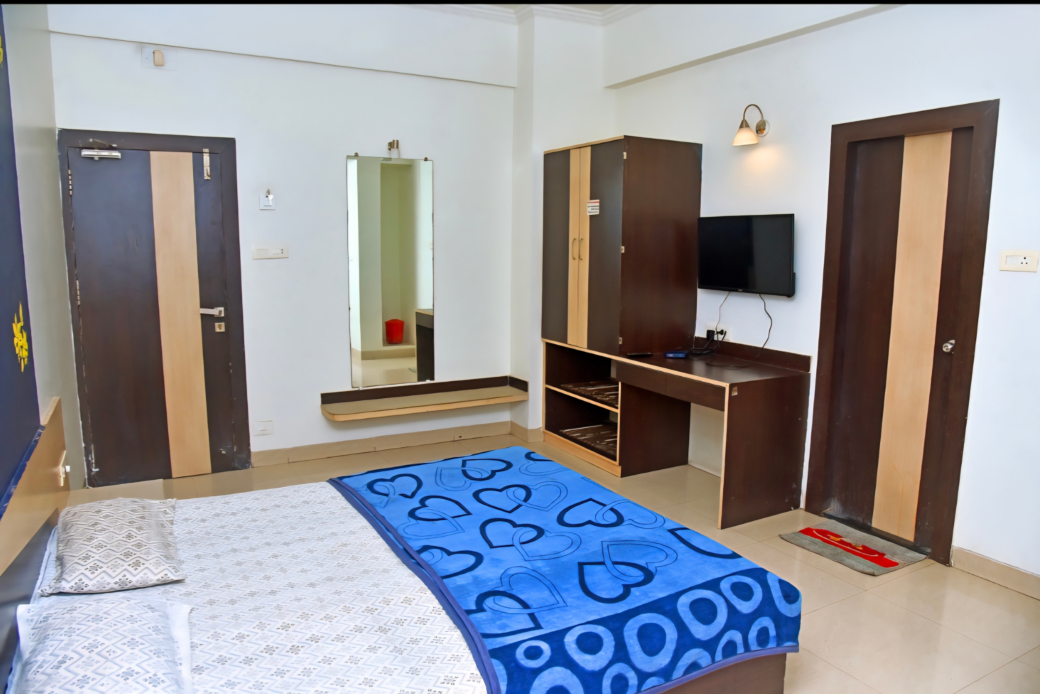 Hotel Darshan 4