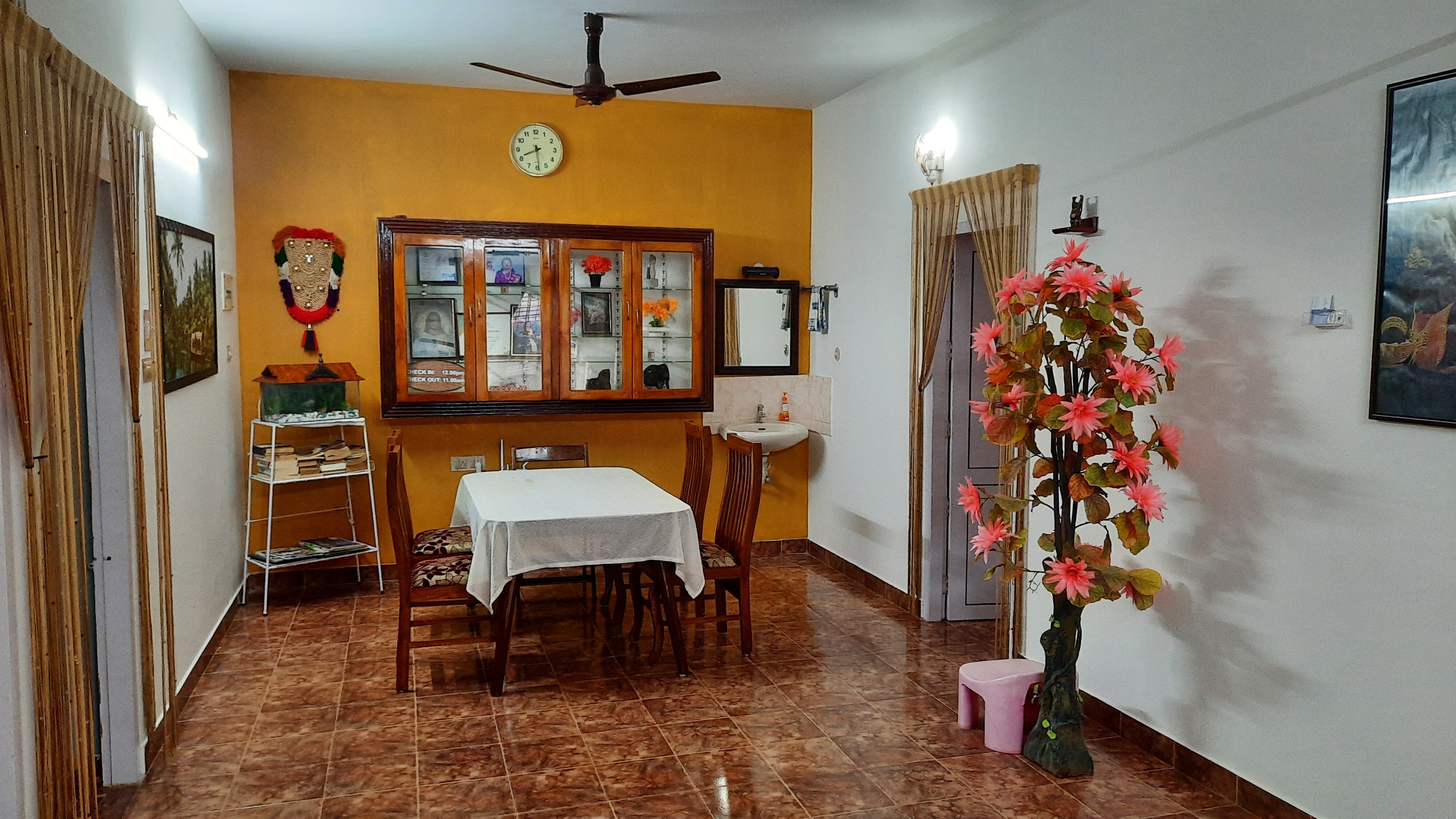 Gokulam Homestay  - Tap to explore photos