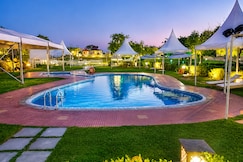 Manohar Villas, Bahror