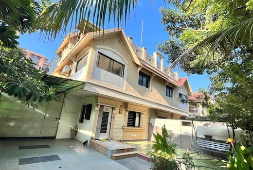 Jade Hospitality Service | Rooms & Wi-Fi