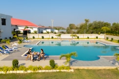 Daksh Eden Greenz -A Luxury Resort in Sasan Gir, Sasan Gir