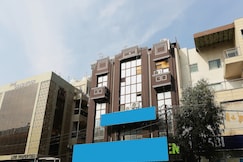 Hotel O F FIVE, Delhi