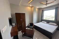 Royal kesari, Bhadra