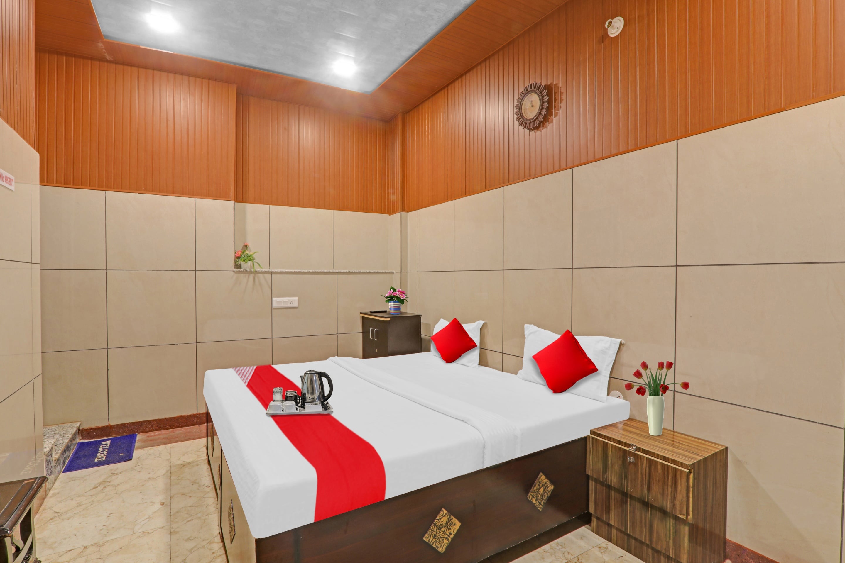 Hotel O 704048 Hotel Wills international - Tap to explore photos