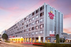 Crowne Plaza Zurich, Bremgarten