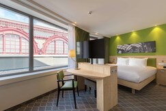 Hampton by Hilton Antwerp Central Station, Antwerp