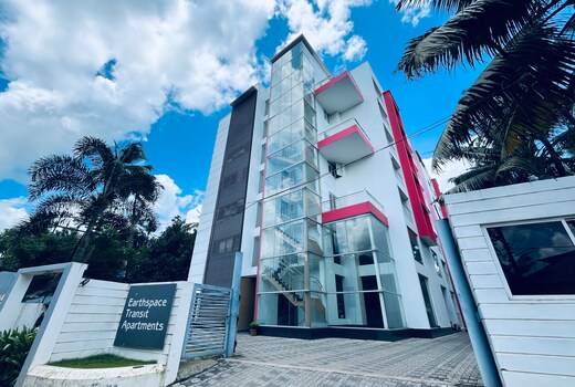 Habitat 1 BHK Service Apartment | 3 km from Cochin Airport