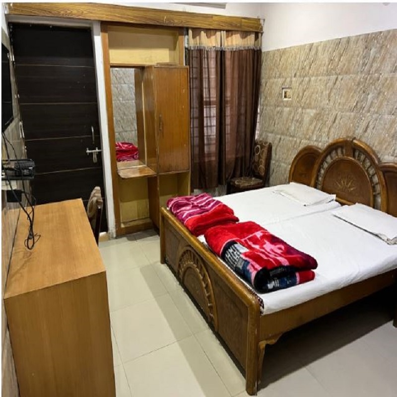 Hotel Natraj Bulandshahr - Tap to explore photos